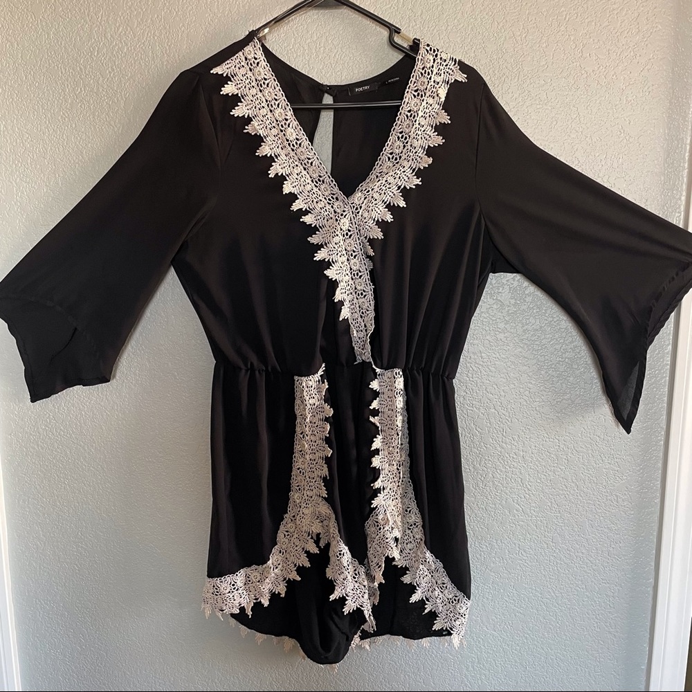 XL Poetry Black 3/4 sleeve Romper